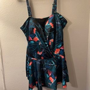 Nicole Miller palm peplum tankini top size 3x